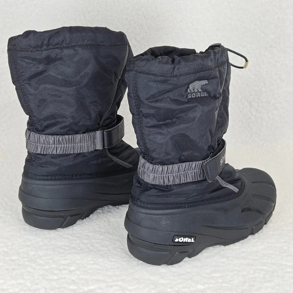 Sorel Kids Flurry Winter Snow Boots Size 6 Waterproof Insulated NY1885-016 Black